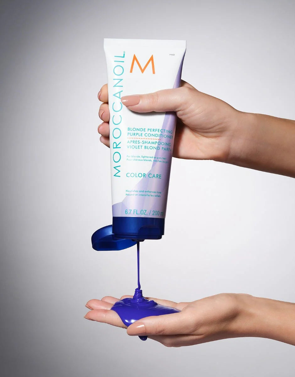 Blonde perfectinbg purple Conditioner
